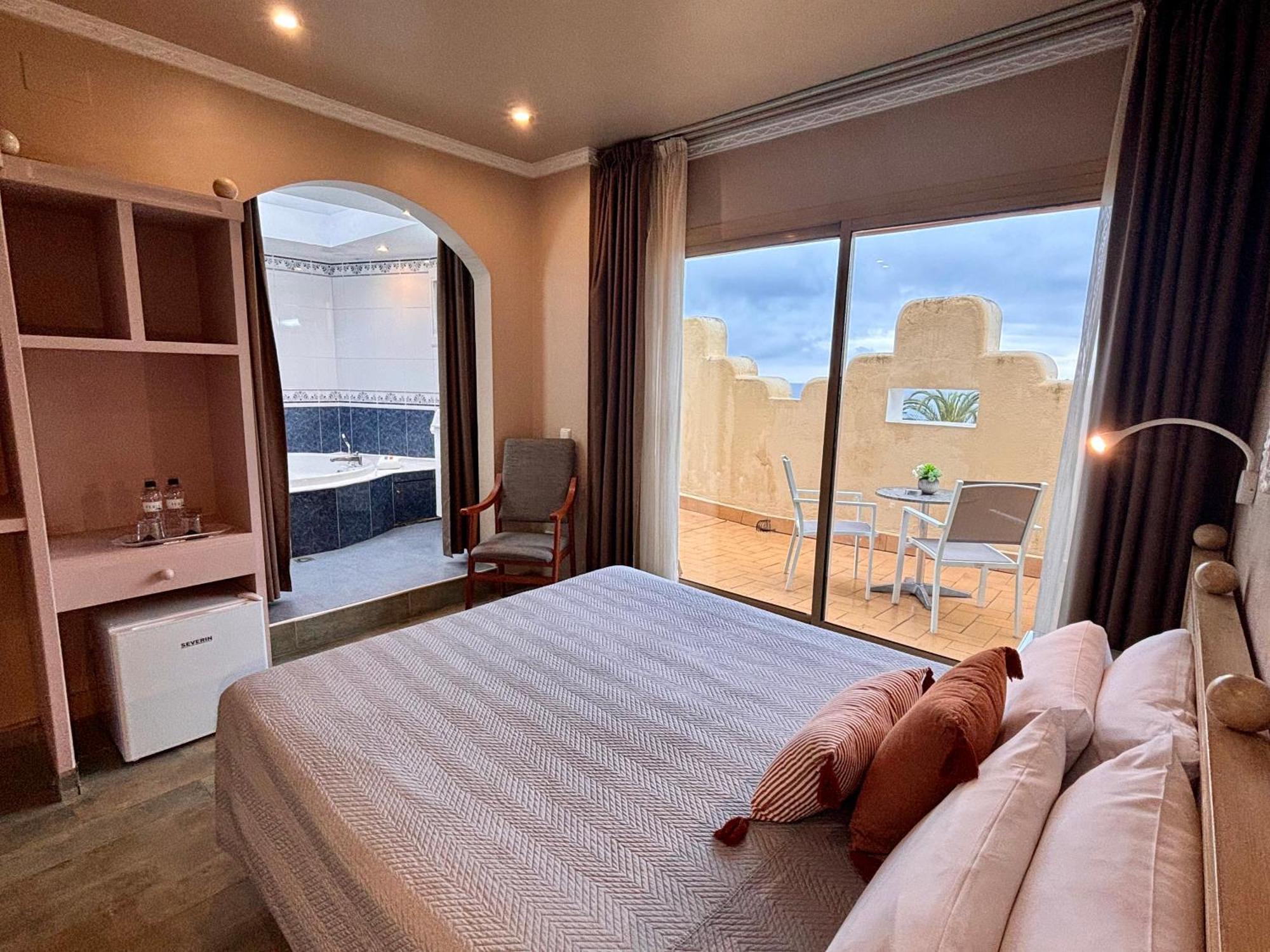 סיטגס Hotel Celimar מראה חיצוני תמונה