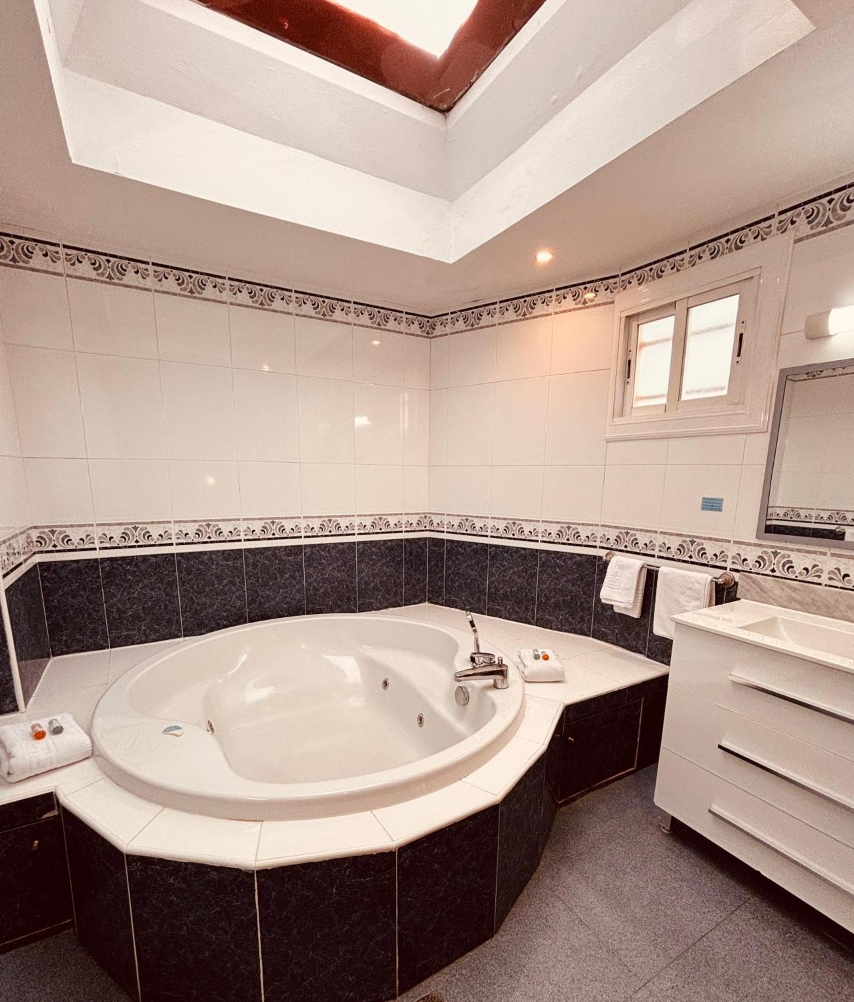 סיטגס Hotel Celimar מראה חיצוני תמונה