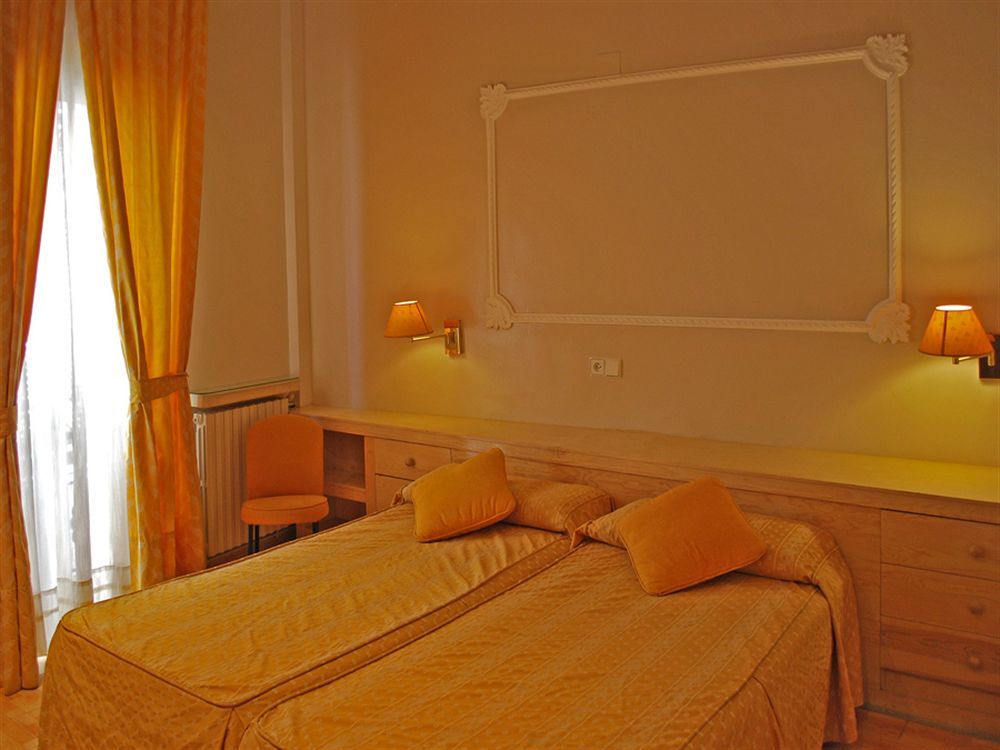 סיטגס Hotel Celimar מראה חיצוני תמונה