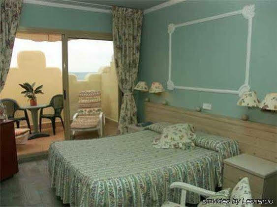 סיטגס Hotel Celimar מראה חיצוני תמונה
